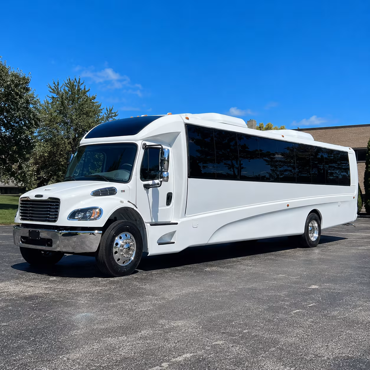 corporate shuttles to the javits center made easy