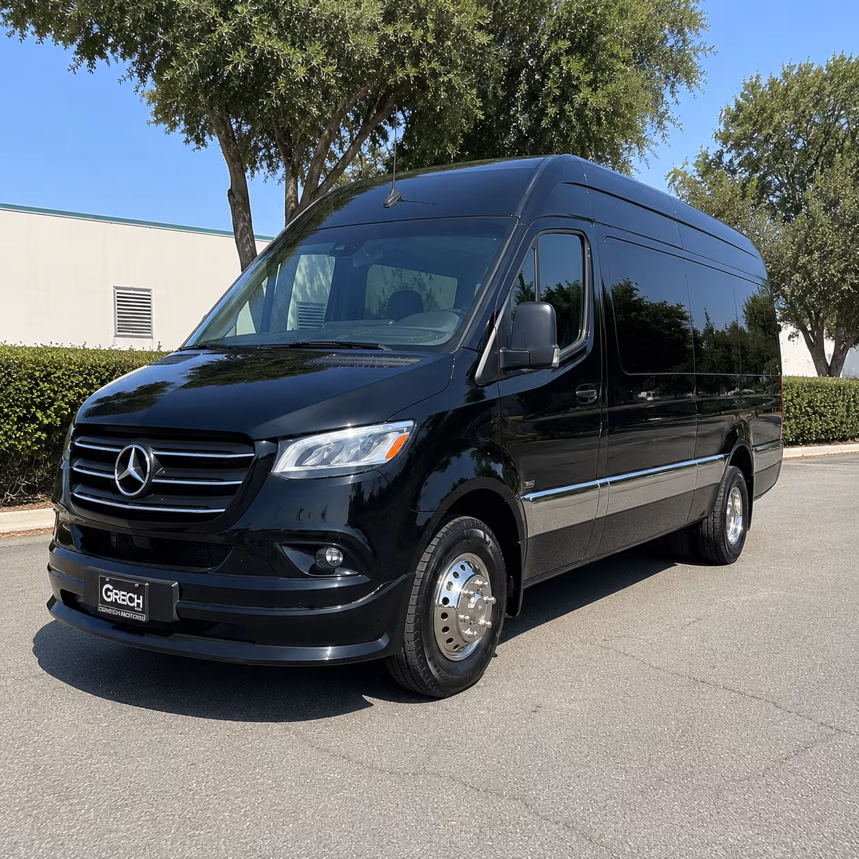 yonkers airport shuttles for your travel needs